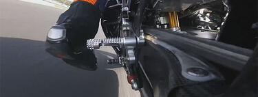 La desconocida razón por la que en las motos de carreras las marchas son al revés que en tu moto de calle 