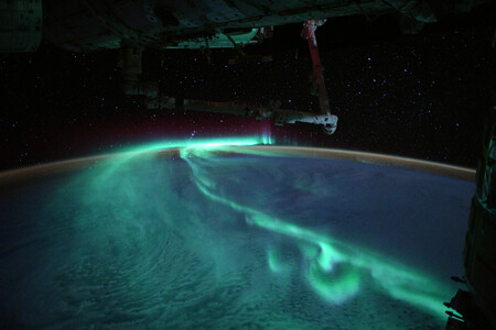 Esta alucinante fotografía de una aurora austral fue hecha por un astronauta desde la Estación Espacial Internacional