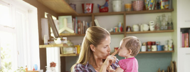 ¿Cuánto sería el sueldo de una madre que se queda en casa para cuidar de sus hijos? Un padre lo ha calculado