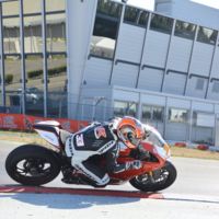 Marco Melandri ya rueda con la Ducati, la conquista de Superbike ha comenzado