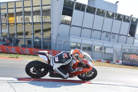 Marco Melandri ya rueda con la Ducati, la conquista de Superbike ha comenzado