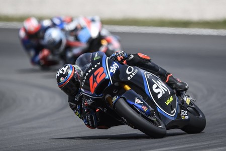 Pecco Bagnaia triunfa en Moto2 ante un Fabio Quartararo que ha puesto el picante en Assen