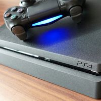 "Es un milagro de Navidad": encontró una PS4 funcional por 5 euros y la compró aún más barata gracias a un cupón