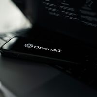 OpenAI quiere que nos fiemos de ella: "Nuestro objetivo es garantizar que la IA beneficie a toda la humanidad"