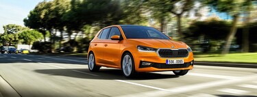 El nuevo Skoda Fabia da un salto cualitativo para pelear entre los coches urbanos con sus primos SEAT Ibiza y Volkswagen Polo