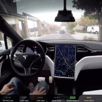 Detrás del Tesla Autopilot hay miles de trabajadores enseñando al sistema a ignorar algunas señales de tráfico para que aprenda a manejar “como si fuera un humano”