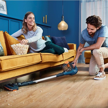 Philips Speedpro FC6724/01, autonomía de 40 minutos en una aspiradora vertical a su precio mínimo en Amazon: 206,53 euros