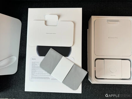 Apple Vision Pro 開梱 020