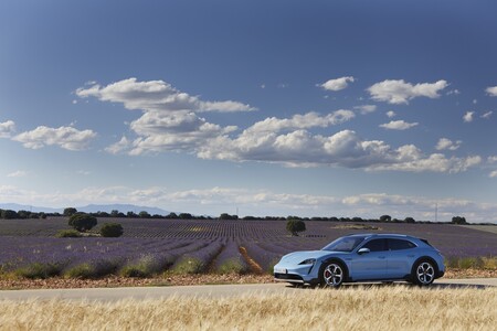 Porsche Taycan Cross Turismo Prueba Contacto 36
