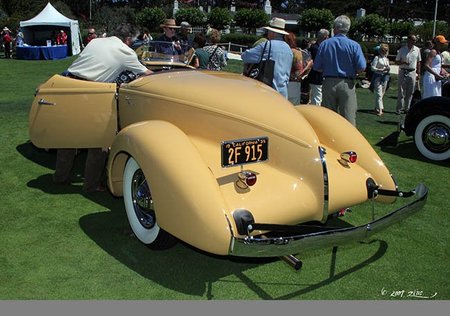 cordcorp-auburn851speedster1935-2b.jpg