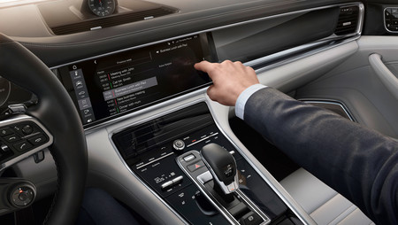 High Connect Plus Avanced Cockpit Porsche Connect Panamera 2016 Porsche Ag