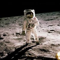 La NASA ofrece 150.000 dólares a quien evite que los astronautas se conviertan en “condensadores de alto voltaje” en la Luna