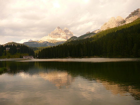 Un enclave lingüístico en mitad de los afilados picos Dolomitas de Italia