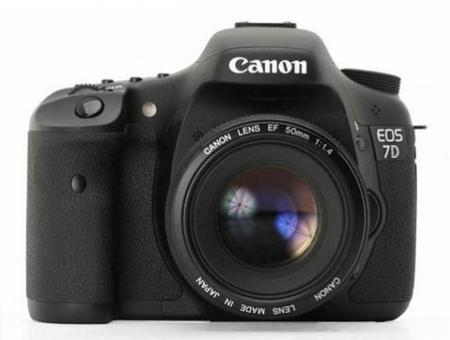 La esperada 7D Mark II de Canon parece estar lista para debutar en Photokina
