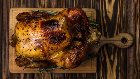 Cómo hacer un pollo relleno con la receta y trucos del Chef Oropeza sin horno para Año Nuevo 