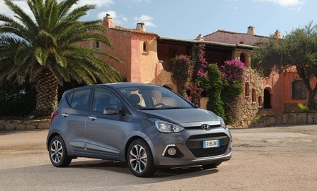 Hyundai i10 2013 02