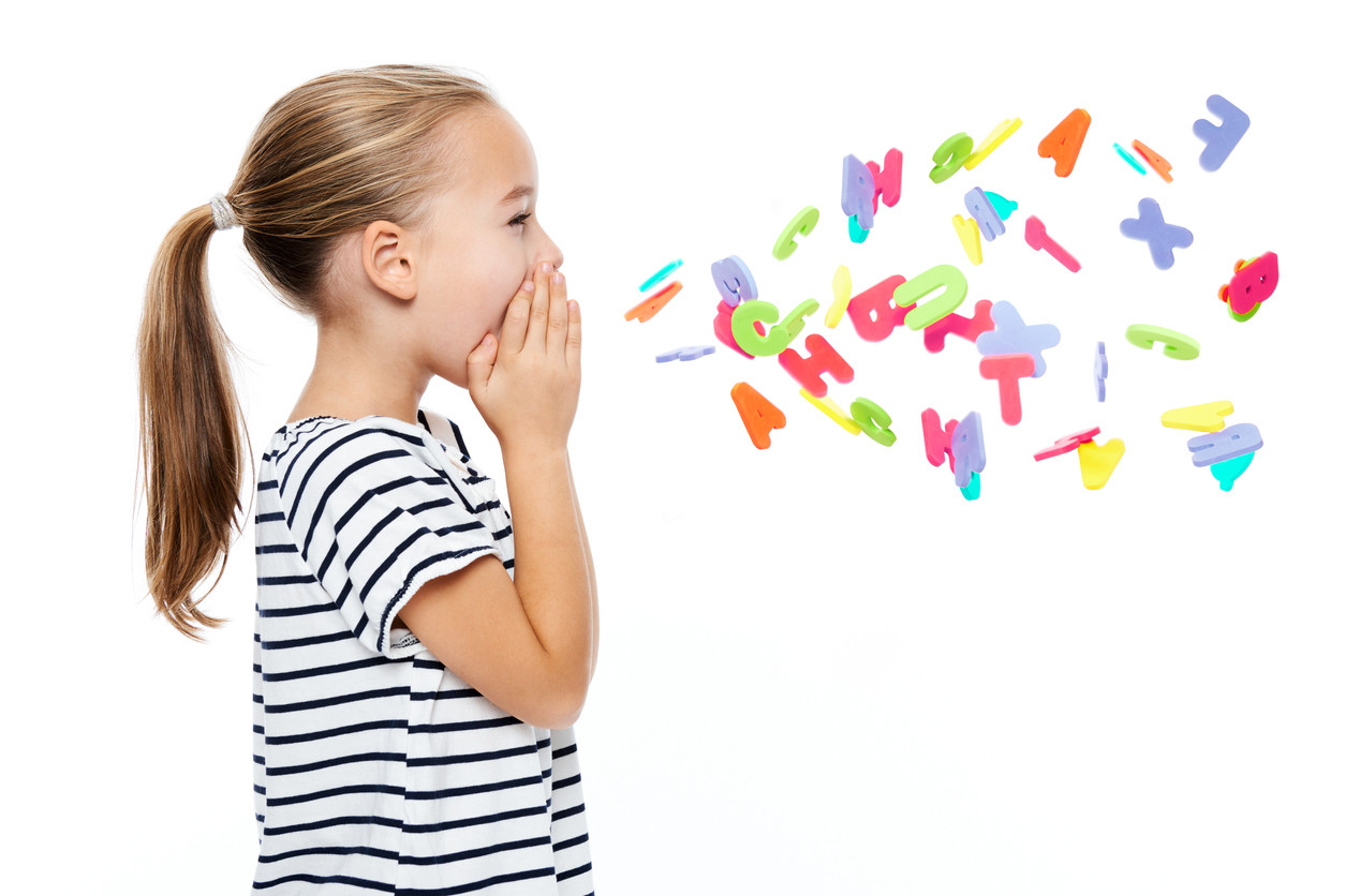 La tartamudez en la infancia: cómo afecta emocionalmente al niño y qué puedes hacer para ayudarle