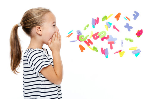 La tartamudez en la infancia: cómo afecta emocionalmente al niño y qué puedes hacer para ayudarle