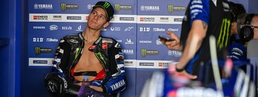 El motivo de la peineta de Fabio Quartararo: Yamaha se ha quedado sin repuestos en MotoGP y tuvo que compartir moto en los test 