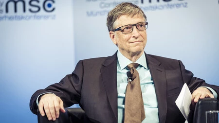 Bill Gates se burla de los NFT: el "tonto más grande" es aquel que está dispuesto a comprarlos a un precio exagerado