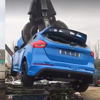 Dolorpasión™: Un Ford Focus RS pierde su fatídica batalla contra una garra gigante