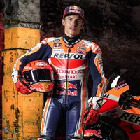 Marc Márquez utilizó un doble para las escenas de acción en la presentación de la nueva Honda de MotoGP