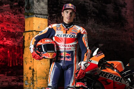 Marc Márquez utilizó un doble para las escenas de acción en la presentación de la nueva Honda de MotoGP