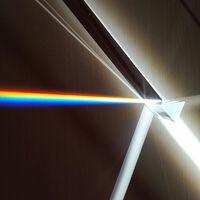 Qué es un año luz y por qué es imposible recorrerlo en menos de un año, según la relatividad de Einstein