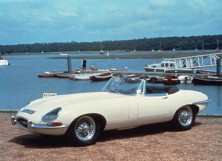 Jaguar E Type 1971 1024 05