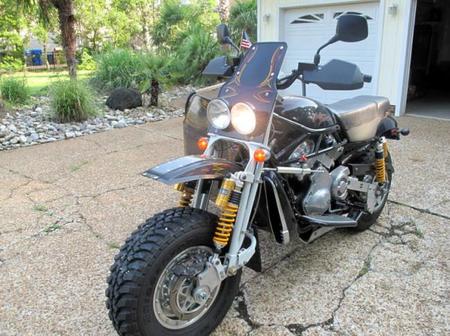 De Harley Davidson a sidecar para el desierto