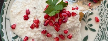 Cómo hacer chipotle relleno de queso con nogada: una receta original y más económica 