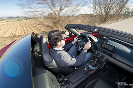 Mazda MX-5 RF Contacto 4