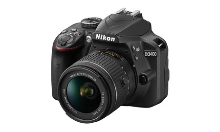 Para regalar una reflex estas navidades, MediaMarkt te deja la Nikon D3400 con 18-55mm por sólo 399 euros