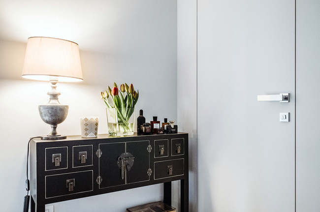 Un piso en Milán que mezcla lo vintage y contemporáneo en busca de un