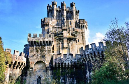 Castillo Medieval Espana Juego Tronos Conservado Escapada Viaje