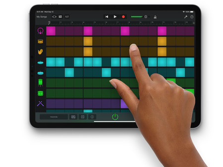 GarageBand para iOS también se actualiza con modo oscuro y soporte para dispositivos externos