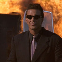 "La explosión ocurrió cerca, hacía mucho calor y él ni se movió": Van Damme, sobre cómo fue trabajar con Mickey Rourke