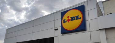 Hoy en Lidl, por 9,99 euros, la mesa plegable para usar el portátil y la tablet en la cama o el sofá: tiene portabebidas y hasta cajón