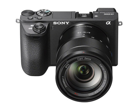 Sony a6500: la nueva sin espejo con sensor APS-C también presume de velocidad de enfoque y disparo