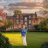 Mansão histórica ligada à Princesa Diana entra no mercado por R$174 milhões: veja os detalhes da propriedade de luxo de 9,3 mil m² em Londres 