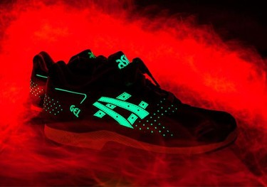 ASICS Glow In The Dark: nadie podrá dejar de mirar tus zapatillas. ¡Ni siquiera en la oscuridad!