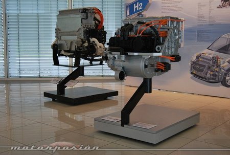 Chevrolet Equinox / GM HydroGen4