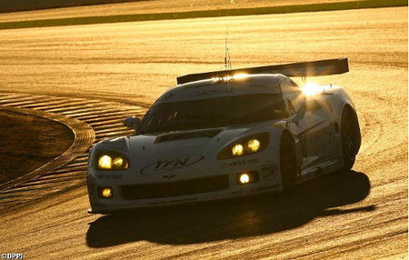 lms_luc-alphand-corvette-vence-los-1000-km-del-algarve-en-gt1.jpg