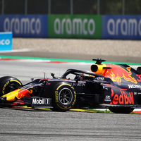 Max Verstappen responde a Mercedes dominando los entrenamiento libres de Estiria en espera de la lluvia