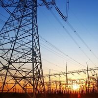 Con la factura de la luz disparada analizamos si la cotización de las eléctricas se ha visto beneficiada