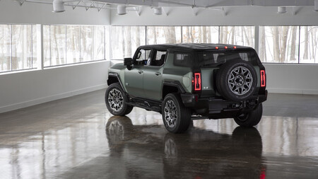Hummer EV