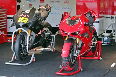 Ducati Panigale V4 R Embrague En Seco 6