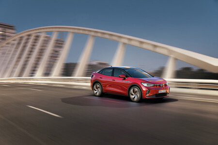 El Volkswagen ID.5 se une al bando de los "SUV coupé" con hasta 300 hp eléctricos