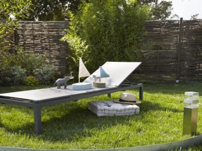 Vacaciones de relax total: un jardín para la siesta 