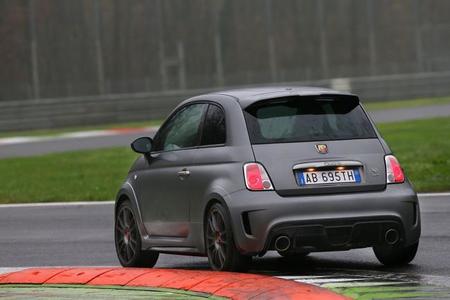 Abarth 695 biposto